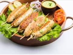 Vegetable and Chicken Skewers: ਘਰ ‘ਚ ਕਰ ਰਹੇ ਹੋ ਪਾਰਟੀ ਪਲਾਨ, ਤਾਂ ਆਪਣੇ ਮਹਿਮਾਨਾਂ ਨੂੰ ਖਵਾਓ ਇਹ ਡਿਸ਼