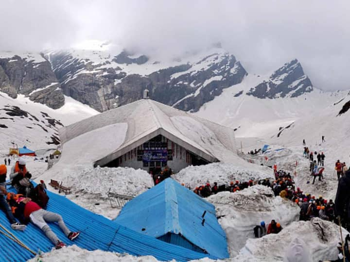 Preparations are in full swing ahead of the opening ceremony of Gurudwara Shri Hemkund Sahib in Uttarakhand. Here is a look at it.