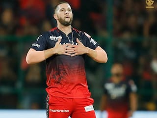 Wayne Parnell Debut for RCB: 3,242 दिनों के बाद आईपीएल में की जबरदस्त वापसी, 3 विकेट लेकर आरसीबी के लिए किया ड्रीम डेब्यू