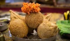 Nariyal Ke Totke: વૈશાખ મહિનામાં કરો નારિયેળના ટોટકા, લક્ષ્મીજીની કૃપાથી દૂર થશે આર્થિક તંગી