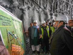 Jammu Kashmir: 'भारत के इतिहास में...', 11500 फुट की ऊंचाई पर जोजिला सुरंग का नितिन गडकरी ने लिया जायजा, देखें तस्वीरें