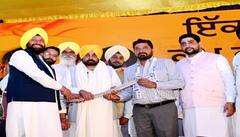 ਜਲੰਧਰ 'ਚ ਕਾਂਗਰਸ ਨੂੰ ਵੱਡਾ ਝਟਕਾ, ਕਰਤਾਰਪੁਰ ਦੇ ਸਾਬਕਾ ਵਿਧਾਇਕ ਸੁਰਿੰਦਰ ਚੌਧਰੀ ਹੋਏ ‘ਆਪ ਵਿੱਚ ਸ਼ਾਮਲ