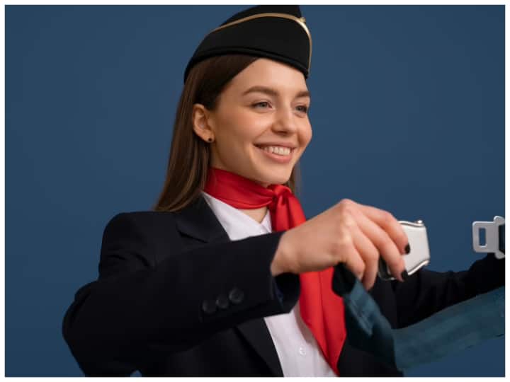 Air hostess career option how to become air hostess physical parameters to become air hostess कैसे बनते हैं एयर होस्टेस? मगर ये शर्तें पूरी नहीं कि तो लड़कियों को नहीं मिल पायेगा ये मौका!
