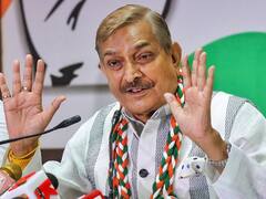 ज्योतिरादित्य सिंधिया पर बरसे कांग्रेस सांसद प्रमोद तिवारी, पिता का जिक्र कर लगाया गंभीर आरोप