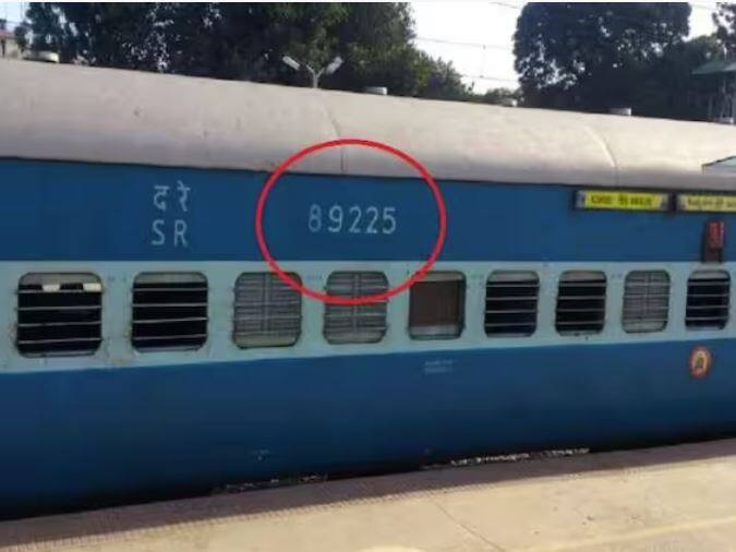 ਟਰੇਨ ਦਾ ਕੋਚ ਨੰਬਰ ਤੁਹਾਨੂੰ ਇਹ ਜਾਣਕਾਰੀ ਦਿੰਦਾ ਹੈ ਕਿ ਇਹ ਬੋਗੀ ਕਦੋਂ ਬਣੀ ਅਤੇ ਇਹ ਕਿਸ ਕਲਾਸ ਦੀ ਹੈ। ਇਹ ਸਲੀਪਰ ਤੋਂ ਲੈ ਕੇ ਜਨਰਲ, ਏਸੀ ਅਤੇ ਚੇਅਰ ਕਾਰ ਦੀਆਂ ਬੋਗੀਆਂ ਬਾਰੇ ਵੀ ਜਾਣਕਾਰੀ ਦਿੰਦਾ ਹੈ।