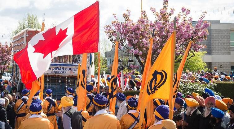 Canada painted in Khalsai color, April being celebrated as Sikh heritage month Vaisakhi 2023: ਖਾਲਸਾਈ ਰੰਗ 'ਚ ਰੰਗਿਆ ਕੈਨੇਡਾ, ਸਿੱਖ ਵਿਰਾਸਤੀ ਮਹੀਨੇ ਵਜੋਂ ਮਨਾਇਆ ਜਾ ਰਿਹਾ ਅਪਰੈਲ