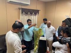 Tirumala News: తిరుమల శ్రీవారు, తిరుచానూరు అమ్మవార్లకు సిరిసిల్ల నేతన్న బంగారు చీరలు