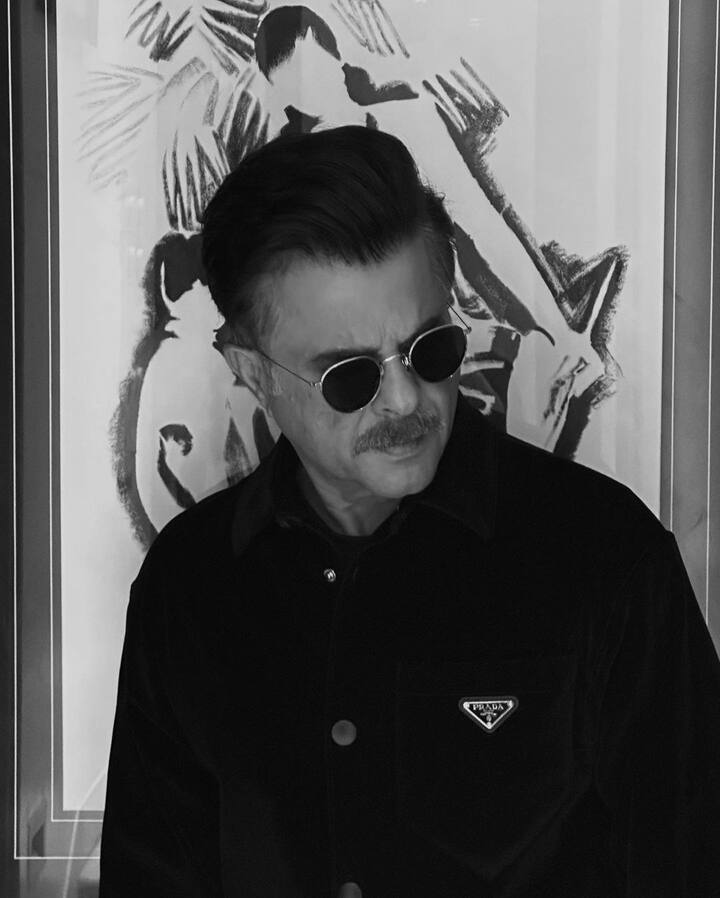 आपको बता दें कि करण जौहर ने अनिल कपूर से पूछा था कि - ‘आपने किसका ऐसा चेहरा देखा था, जिसका बोटोक्स जॉब के बाद बिगड़ गया हो.’