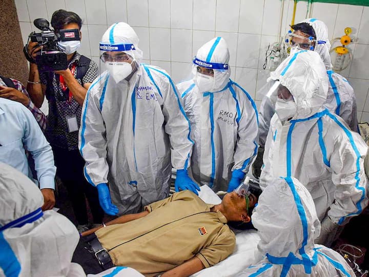 In Bhopal’s Hamilda Hospital, Covid mock drills were carried out after the state witnessed a sudden rise in cases. (Source: PTI)