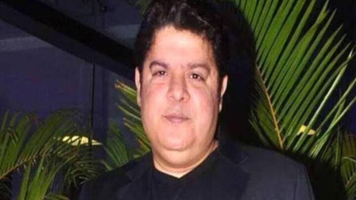 বিনোদনের আরও অনেকেই আছেন, যারা দ্বিতীয়বার বিয়ে করে ৫০ এর পরেও সুখের দাম্পত্য কাটাচ্ছেন। আবার অনেকেই একটা বিয়েতেই খুব সুখী।