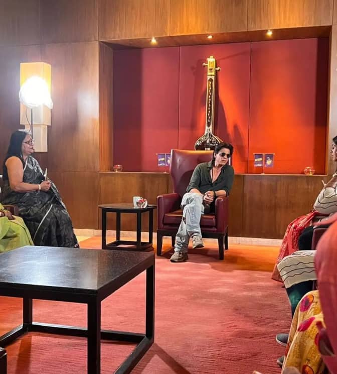 शाहरुखचा 'जवान' हा सिनेमा प्रेक्षकांच्या भेटीसाठी सज्ज आहे.