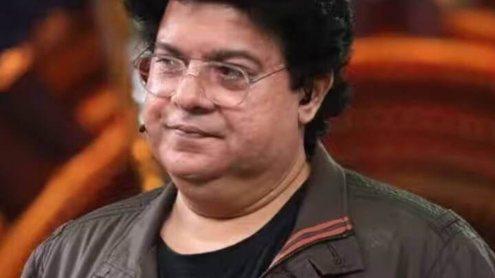 তবে সম্পর্ক, প্রেম বয়েস মানে না, তাই হয়তো গল্প-গসিপেরও শেষ নেই। নিয়ম ভেঙে আজ ফারহানের 'দিল চাহাতে হে' ফেরে বারবার রিয়েল ফ্রেমে।