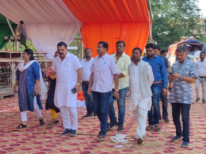Priyanka Gandhi Chhattisgarh Visit Mohan Markam in Bastar to take stock of preparations attacked BJP ANN Chhattisgarh: प्रियंका गांधी के कार्यक्रम की तैयारियों का जायजा लेने बस्तर पहुंचे मोहन मरकाम, BJP पर बोला हमला