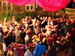 हिमाचल की इस पंचायत में सार्वजनिक समारोह में बीयर पिलाने पर रोक, बढ़ा दिए गए दूध के भी दाम