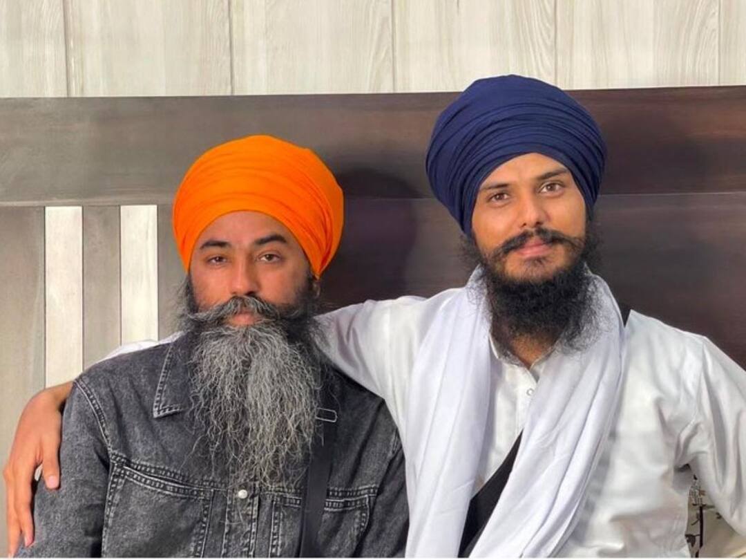 Amritpal Singh News: అమృత్ పాల్ రైట్హ్యాండ్ అరెస్ట్, పోలీసులకు పట్టు చిక్కినట్టేనా? Pro-Khalistani Sympathiser Amritpal Singh's Aide Papalpreet Singh Arrested From Hoshiarpur Amritpal Singh News: అమృత్ పాల్ రైట్హ్యాండ్ అరెస్ట్, పోలీసులకు పట్టు చిక్కినట్టేనా?