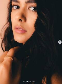 Mrunal Thakur: ਜੰਪਸੂਟ ‘ਚ ਬੇਹੱਦ ਖੂਬਸੂਰਤ ਲੱਗ ਰਹੀ ਸੀ ਮ੍ਰਿਣਾਲ ਠਾਕੁਰ, ਫੋਟੋਆਂ ਦੇਖ ਕੇ ਫੈਨਜ਼ ਹੋ ਗਏ ਪਾਗਲ