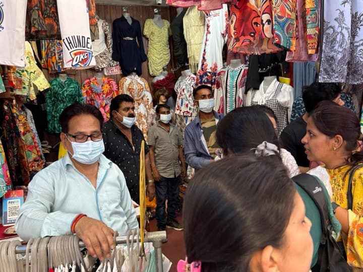 Coronavirus cases increased in Delhi Traders association makes wearing mask mandatory ann Coronavirus: दिल्ली में बढ़े कोरोना के मामले, इस बाजार में करना चाहते हैं मार्केटिंग तो आपको लगाने होंगे मास्क 