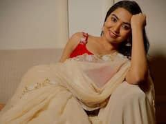 మల్లెపువ్వులా మెరిసిపోతున్న 'దొరసాని' బ్యూటీ శివాత్మిక