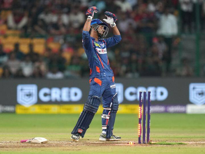 IPL 2023 Ayush Badoni out by hit wicket LSG vs RCB  Get to know the list of players IPL 2023: हिट विकेट आउट होकर आयुष बडोनी ने नाम कर लिया शर्मनाक रिकॉर्ड! ऐसा करने वाले सीजन के पहले खिलाड़ी