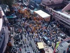 In Pics: कोटा में ज्योतिबा फुले जयंती पर उमड़ा जनसैलाब, महिला बैंड की धुन ने लोगों का मोहा मन