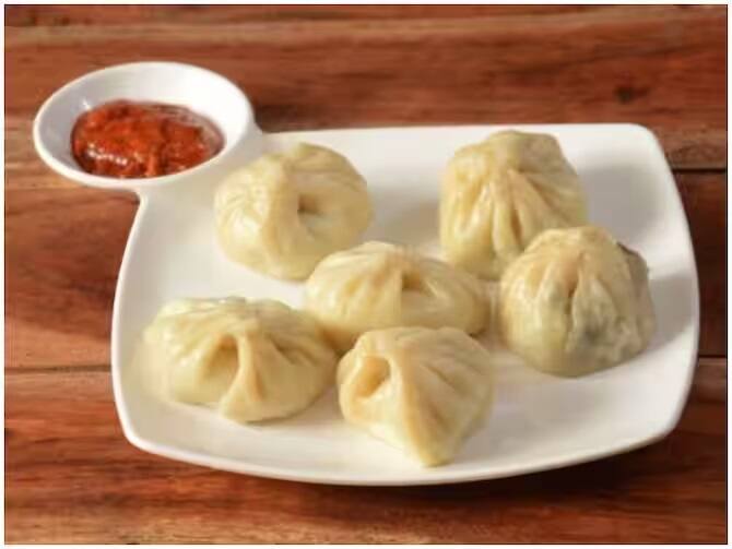 If you like to eat momos, then give a healthy twist in this way, they will be ready in no time Recipe:  મોમોઝ ખાવાનું પસંદ હોય તો આ રીતે આપો હેલ્ધી ટ્વિસ્ટ, ફટાફટ બનીને થઈ જશે તૈયાર