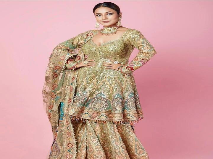 Eid Fashion Tips: अगर आप अपनी ईद की आउटफिट को लेकर कंफ्यूज है कि इस बार ईद पर क्या स्पेशल पहना जाए, तो हम आपको बताते हैं सेलिब्रिटीज के ऐसे 7 लुक्स जिन्हें आप ईद पर ट्राई कर सकती हैं.