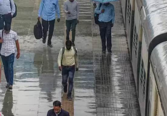 ਮਿਨਿਸਟਰੀ ਆਫ ਅਰਥ ਸਾਈਂਸ ਦੇ ਸਕੱਤਰ ਐਮ ਰਵੀਚੰਦਰਨ ਨੇ ਕਿਹਾ ਕਿ ਭਾਰਤ ਵਿੱਚ ਜੂਨ ਤੋਂ ਸਤੰਬਰ ਦੇ ਸੀਜ਼ਨ ਦੌਰਾਨ ਸਮਾਨ ਬਾਰਿਸ਼ ਹੋਵੇਗੀ।