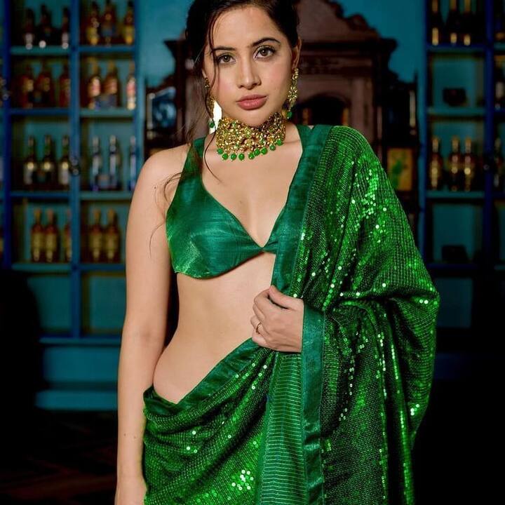 Uorfi Javed: ‘खतरों के खिलाड़ी 13’ में बतौर कंटेस्टेंट उर्फी जावेद का नाम सामने आ रहा था. हालांकि, एक्ट्रेस ने शो का हिस्सा बनने से साफ इनकार कर दिया था. उर्फी का कहना था कि वह अब फैशन पर ही ध्यान देना चाहती हैं.