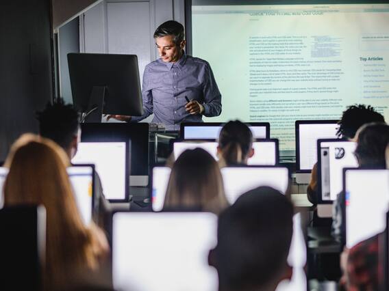 How Blended Learning-Enabled Classrooms Have Become The New Norm