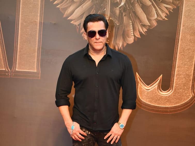 Salman Khan Got Another Death Threat Mumbai Police Probing Matter Salman Khan Gets Another Death Threat After Buying Bullet Proof SUV, Mumbai Police Probes Matter