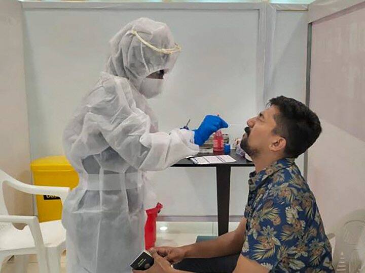 Noida Corona Update: नोएडा में कोरोना की रफ्तार ने डराया, इस साल पहली बार 300 के पार पहुंचे एक्टिव केस Noida Corona update under-treatment cases cross 300 for the first time this year Noida Corona Update: नोएडा में कोरोना की रफ्तार ने डराया, इस साल पहली बार 300 के पार पहुंचे एक्टिव केस