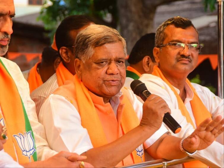 Karnataka MLC Bypolls: Congress Nominates Ex-CM Jagadish Shettar Along With 2 Other Candidates Karnataka MLC Bypolls: Congress Nominates Ex-CM Jagadish Shettar Along With 2 Other Candidates