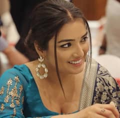 Bhojpuri Actress: बड़े पर्दे पर रोमांटिक समां बांध देती हैं ये हसीनाएं, Monalisa ही नहीं ये 3 अभिनेत्रियां भी बढ़ा देती हैं इंटरनेट का तापमान