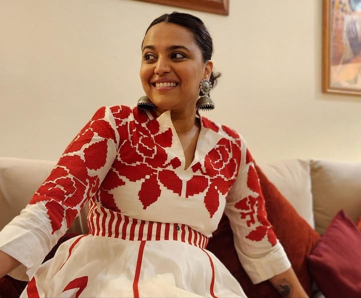 Swara looked gorgeous in a white dress with red floral prints that she wore for her 35th birthday celebration.