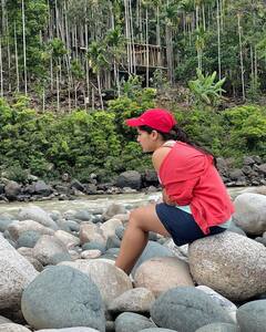 ఓ పొట్టి పిల్ల, వాగు దగ్గర జాగ్రత్త మళ్ల - మేఘాలయలో విహరిస్తున్న ‘బలగం’ బ్యూటీ కావ్య