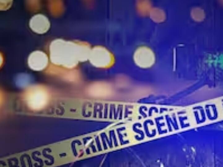 UP News: महोबा में पुलिस से बेखौफ दबंग, 16 साल के नाबालिग को मारी गोली, हुए फरार Mahoba Miscreants Are Fearless Shot 13 bullets To Minor Police Searching The Accused UP News ANN UP News: महोबा में पुलिस से बेखौफ दबंग, 16 साल के नाबालिग को मारी गोली, हुए फरार