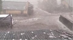 Nashik Rain : नाशिकमधील अनेक गावांना तुफान पाऊस आणि गारपिटीने झोडपलं!