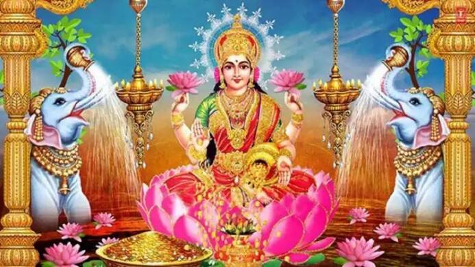 Vastu Tips : Keep these things at main entrance, Goddess Lakshmi will reside at home Vastu Tips : বাড়ির মূল দরজায় রাখুন এই জিনিসগুলি, ধনদেবী লক্ষ্মীর মিলবে দেখা