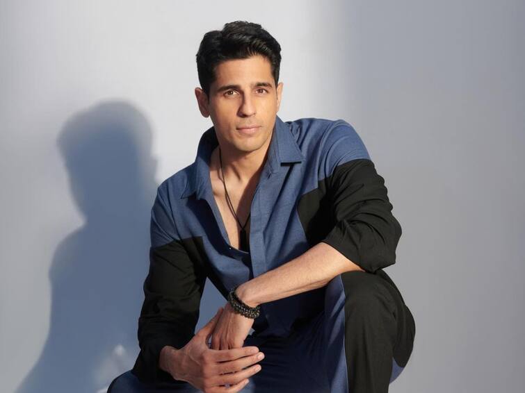 Sidharth Malhotra To Replace Akshay Kumar In 'Rowdy Rathore 2'? Here's What We Know Sidharth Malhotra To Replace Akshay Kumar In 'Rowdy Rathore 2'? Here's What We Know