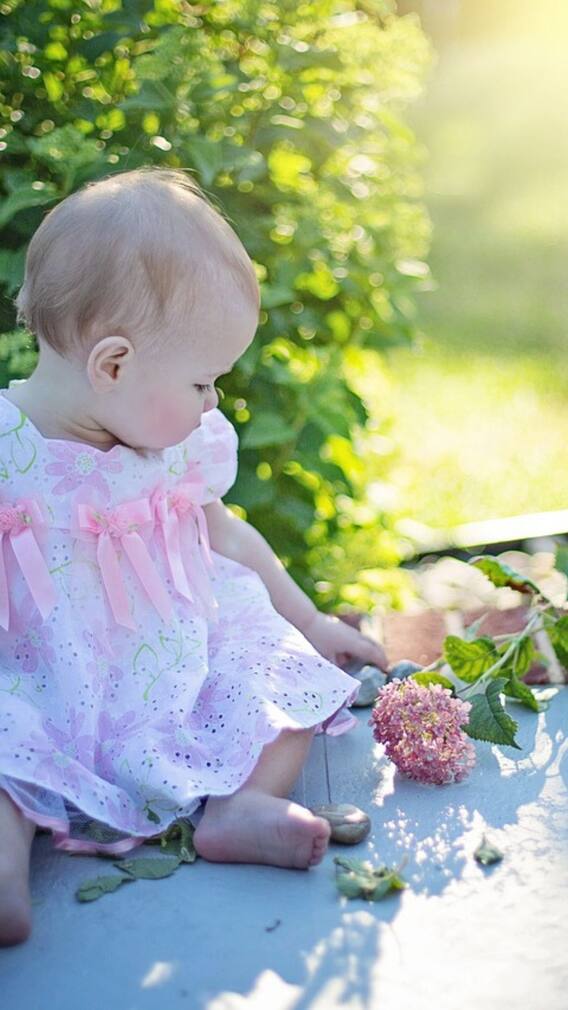 তীব্র গরমের হাত থেকে শিশুদের বাঁচাতে কী করবেন?