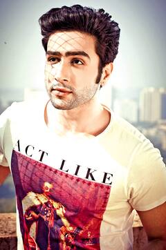 Priyanka Chopra से Govinda तक...जब इंडस्ट्री की राजनीति पर खुलकर बोले ये सितारे, मचा था खूब बवाल