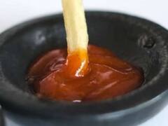 Tomato Ketchup : जास्त टोमॅटो केचप खाल्ल्यानंं आरोग्यावर होईल वाईट परिणाम; वाचा तोटे