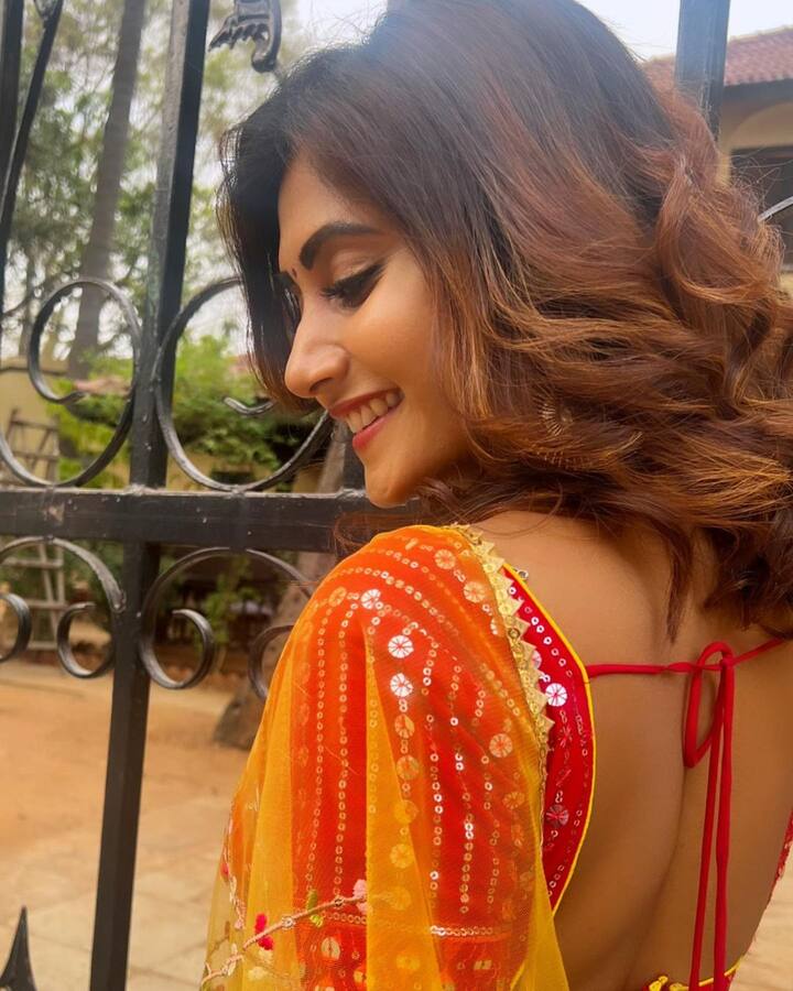 వాసంతి కృష్ణన్ ఫోటోలు