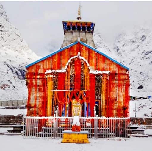 ਇਹ ਇੱਕ ਮਿਥਿਹਾਸਕ ਮਾਨਤਾ ਹੈ ਕਿ ਭਗਵਾਨ ਸ਼ਿਵ ਨੇ ਕੇਦਾਰਨਾਥ ਵਿੱਚ ਪਾਂਡਵਾਂ ਨੂੰ ਬਲਦ ਦੇ ਰੂਪ ਵਿੱਚ ਪ੍ਰਗਟ ਕੀਤਾ ਸੀ। ਇਸੇ ਕਰਕੇ ਇੱਥੇ ਬਲਦ ਵਰਗਾ ਲਿੰਗ ਸਥਾਪਿਤ ਹੈ। ਕੇਦਾਰਨਾਥ ਧਾਮ ਬਾਰਾਂ ਜਯੋਤਿਰਲਿੰਗਾਂ ਵਿੱਚੋਂ ਪੰਜਵਾਂ ਅਤੇ ਉੱਤਰਾਖੰਡ ਦੇ ਚਾਰ ਧਾਮ ਵਿੱਚੋਂ ਤੀਜਾ ਹੈ।