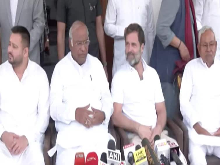 Rahul Gandhi Nitish Kumar Meet Historic Step To Unite Opposition வரலாற்று சிறப்பு மிக்க சந்திப்பு...எதிர்க்கட்சிகளின் ஒற்றுமைக்கு வழிவகுக்குமா ராகுல் காந்தியின் திட்டம்..?