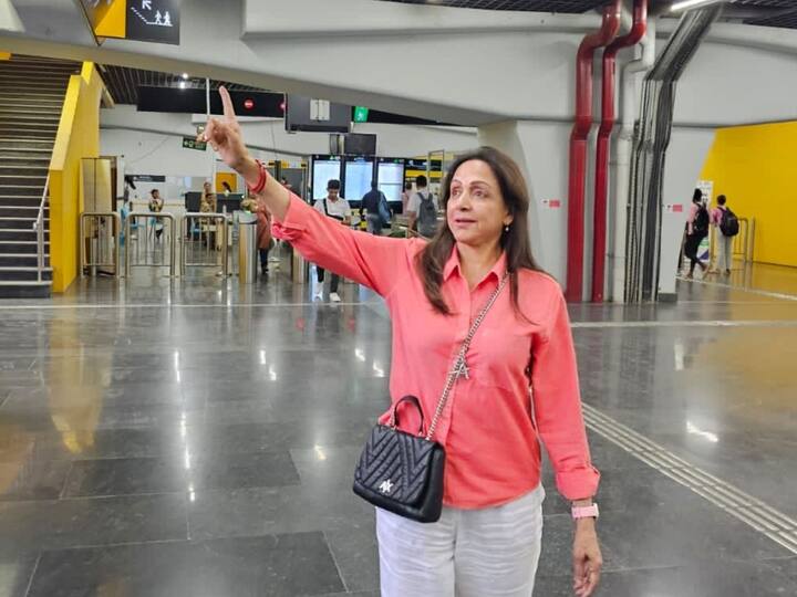 व्हिडीओला हेमा मालिनी यांनी  कॅप्शन दिलं, 'मेट्रो प्रवासानंतर डीएन नगर ते जुहू ऑटोने जायचं ठरवलं. माझ्या घरी मी ऑटोने गेले  एकूणच, माझ्यासाठी हा एक अद्भुत, आनंददायी अनुभव होता'