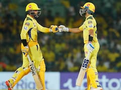 ధోనీ హెలికాప్టర్‌ షాట్లు - లాస్ట్‌ బాల్‌కు CSKపై RR థ్రిల్లింగ్‌ విన్‌!