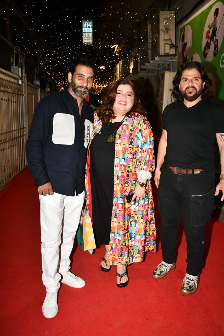 Celeb couple Delnaaz Irani and Bakhtyaar Irani twinned in black outfits.