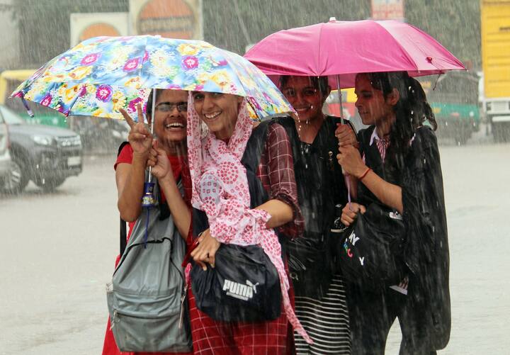 Maharashtra  Weather Update :  12  ते 14 एप्रिलदरम्यान मध्य महाराष्ट्रात तुफान गारपिटीचा अंदाज व्यक्त करण्यात आला आहे