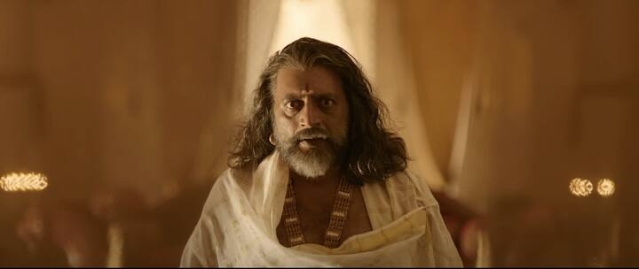 பொன்னியின் செல்வன் படத்தின் இரண்டாம் பாகம்  ரிலீஸையொட்டி, அடுத்தடுத்த அப்டேட்களை அப்படக்குழுவினர் வெளியிட்டு வருகின்றனர்.